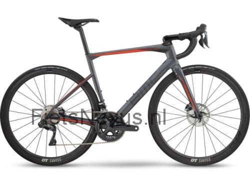 BMC Roadmachine 01 THREE specificaties en beoordelingen